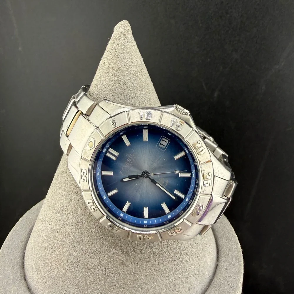 Vintage Fossil Blue Watch Blue Dial Stainless Steel BQ-9034 Mens 40mm UNTESTED